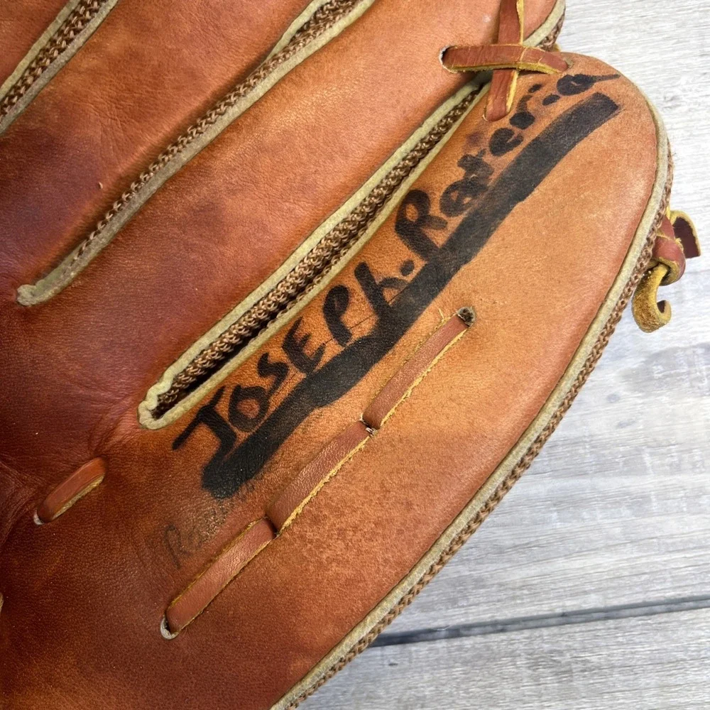 Mag Soft MS-2797 Baseball Glove RHT Flex Action EZ Catch Pocket Rawhide Lacing